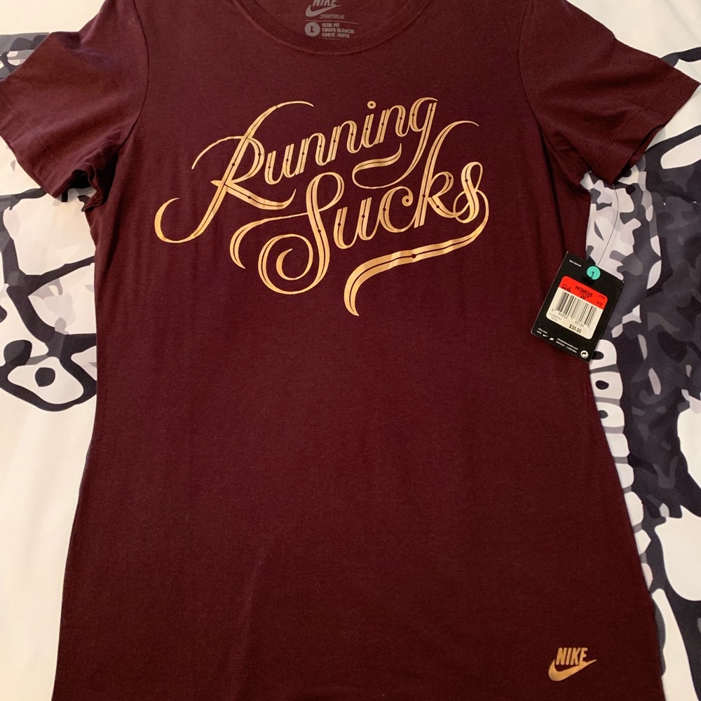 Nike Women’s Slim Fit T-Shirt